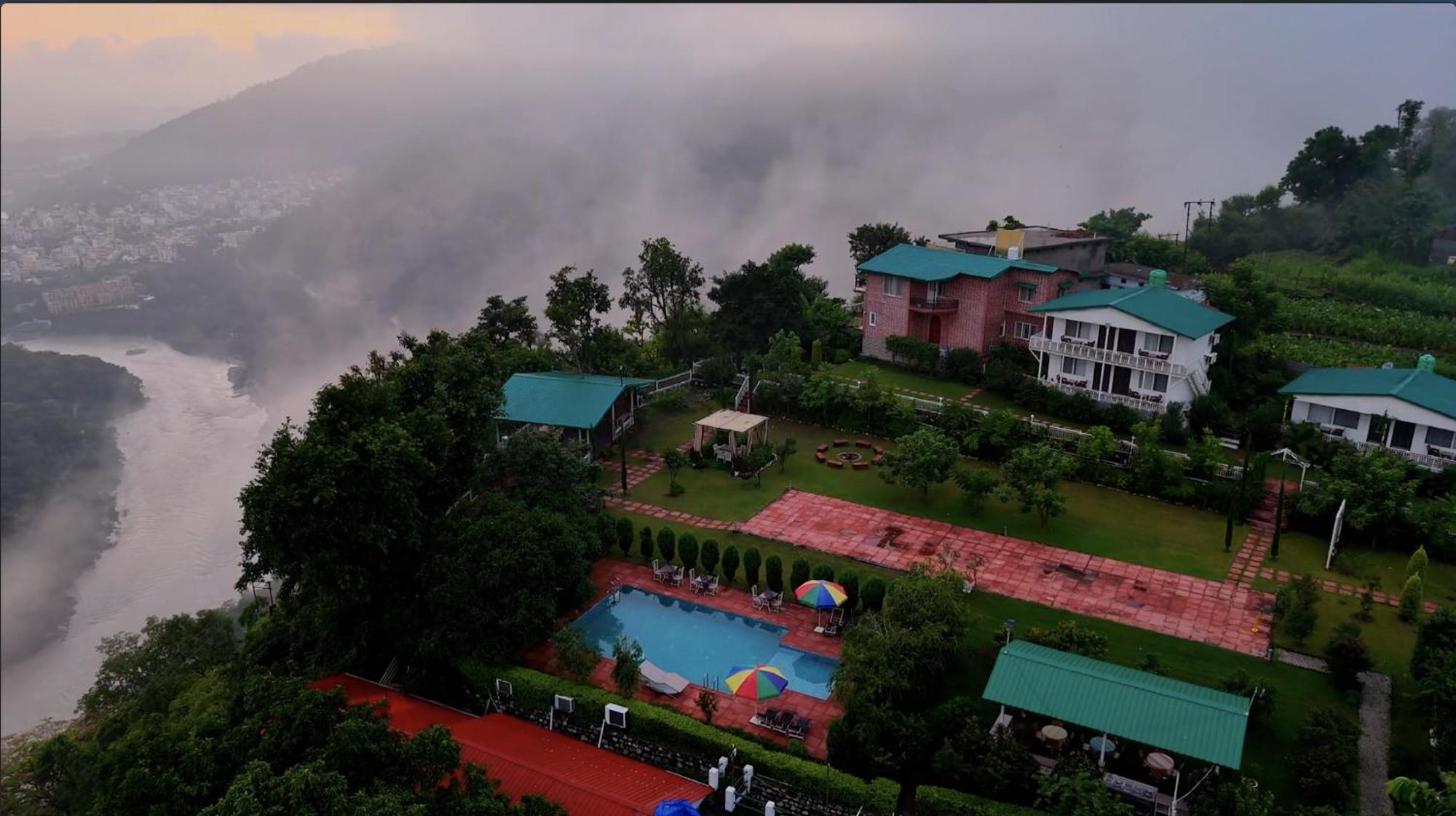 Neer Ganga Resorts Rishikesh Bagian luar foto